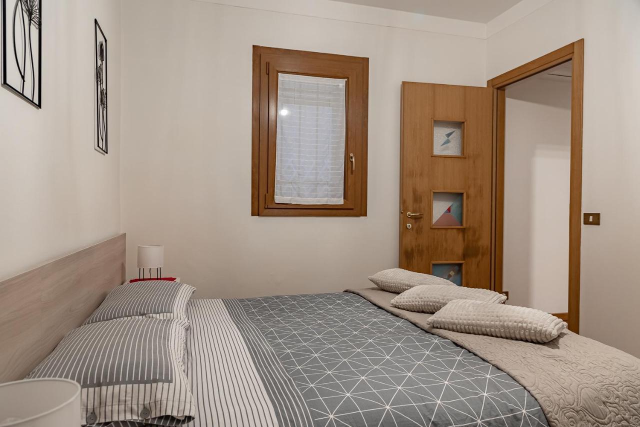 Ca' Latina - Cozy Home In Pieno Centro Storico Treviso Exterior photo
